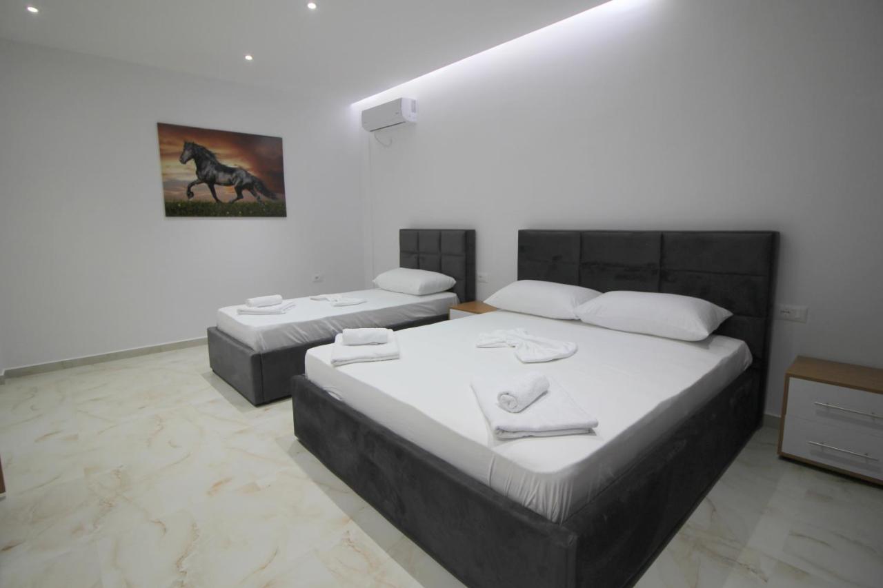 קסאמיל Moonshine Hotel מראה חיצוני תמונה