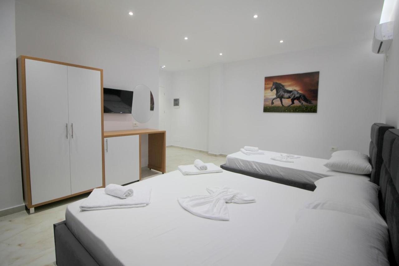 קסאמיל Moonshine Hotel מראה חיצוני תמונה