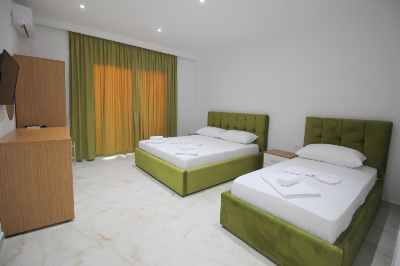 קסאמיל Moonshine Hotel מראה חיצוני תמונה