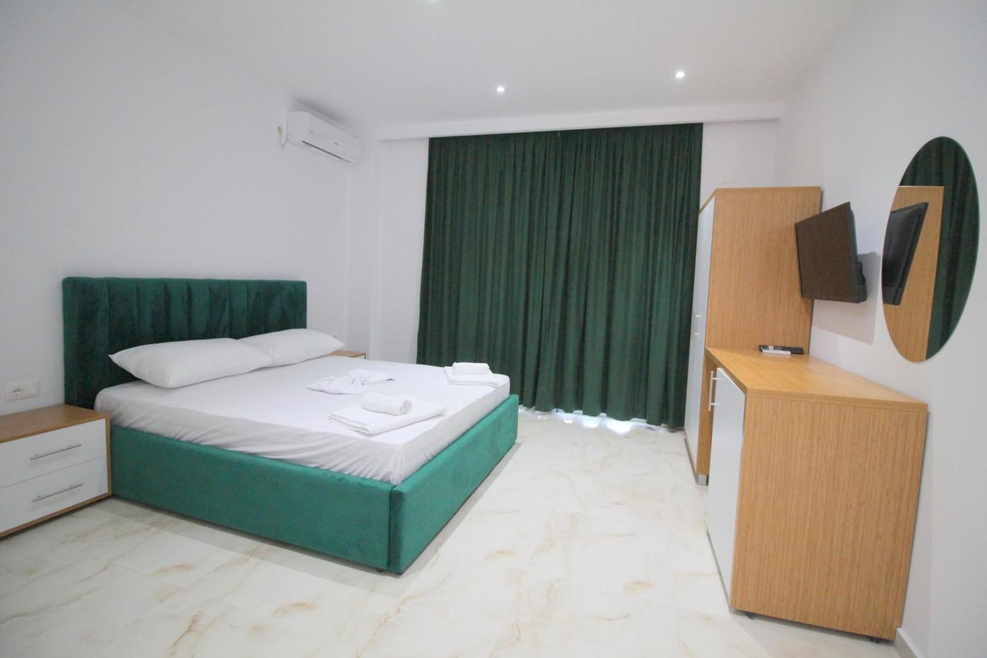 קסאמיל Moonshine Hotel מראה חיצוני תמונה