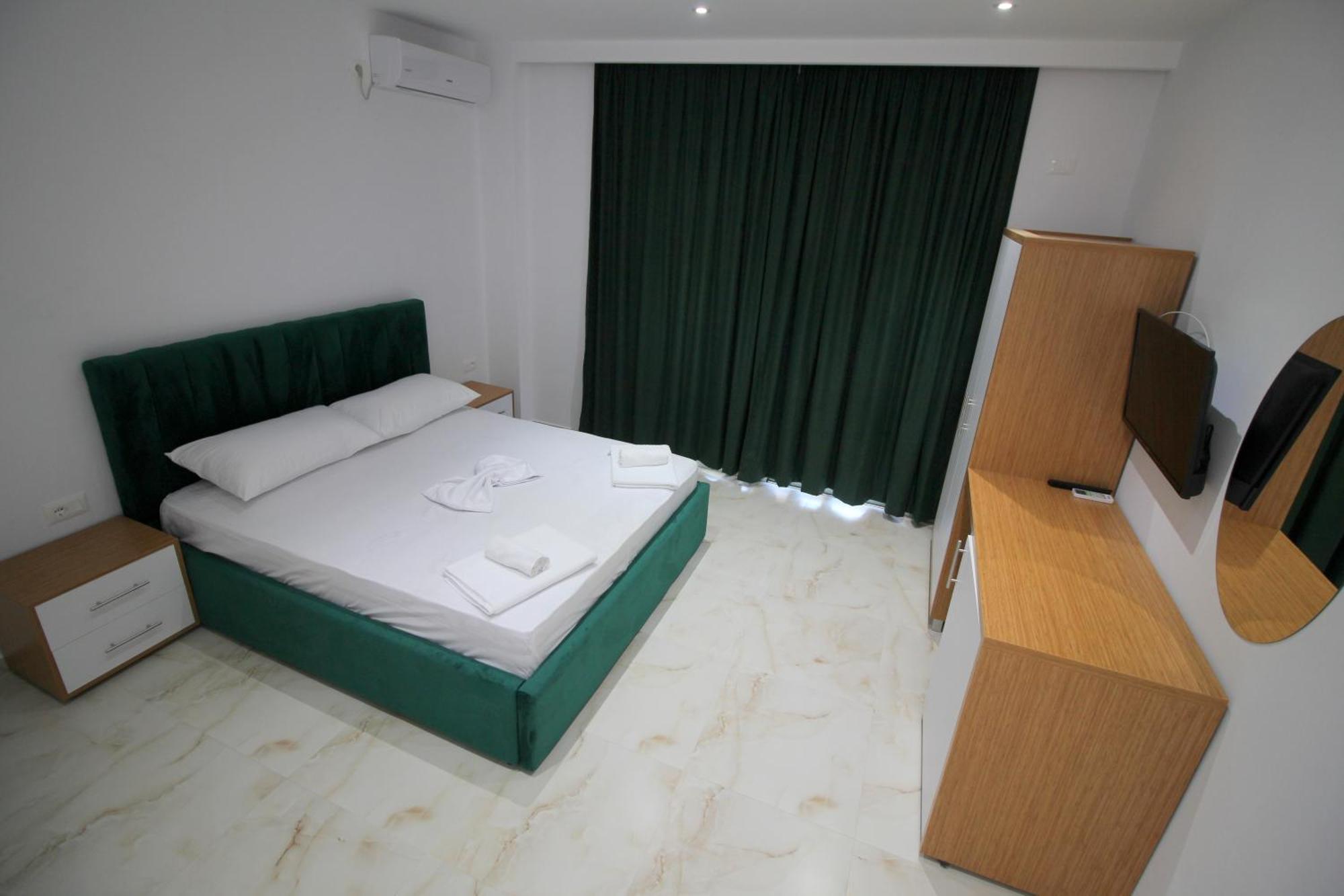 קסאמיל Moonshine Hotel מראה חיצוני תמונה