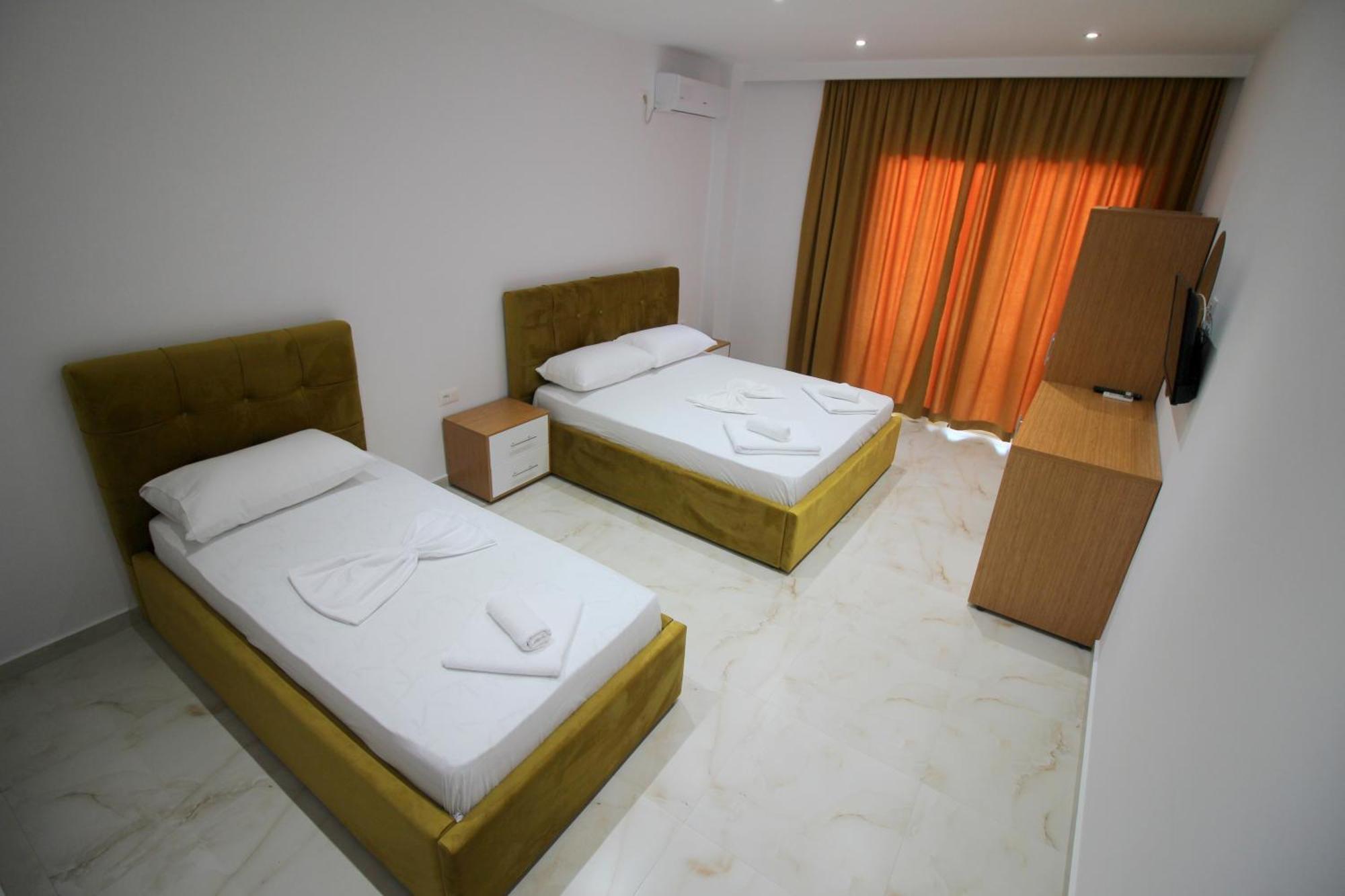 קסאמיל Moonshine Hotel מראה חיצוני תמונה