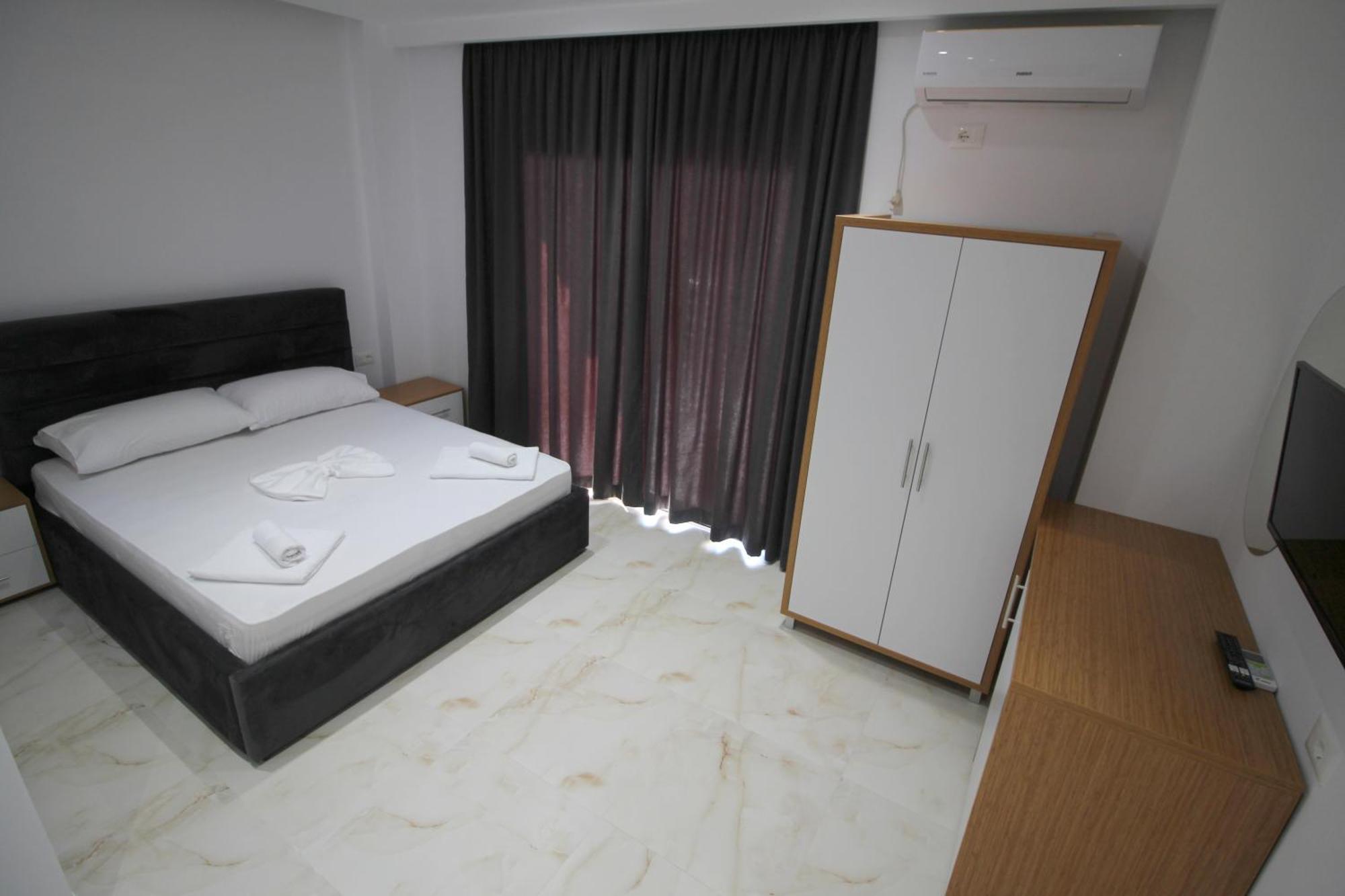 קסאמיל Moonshine Hotel מראה חיצוני תמונה