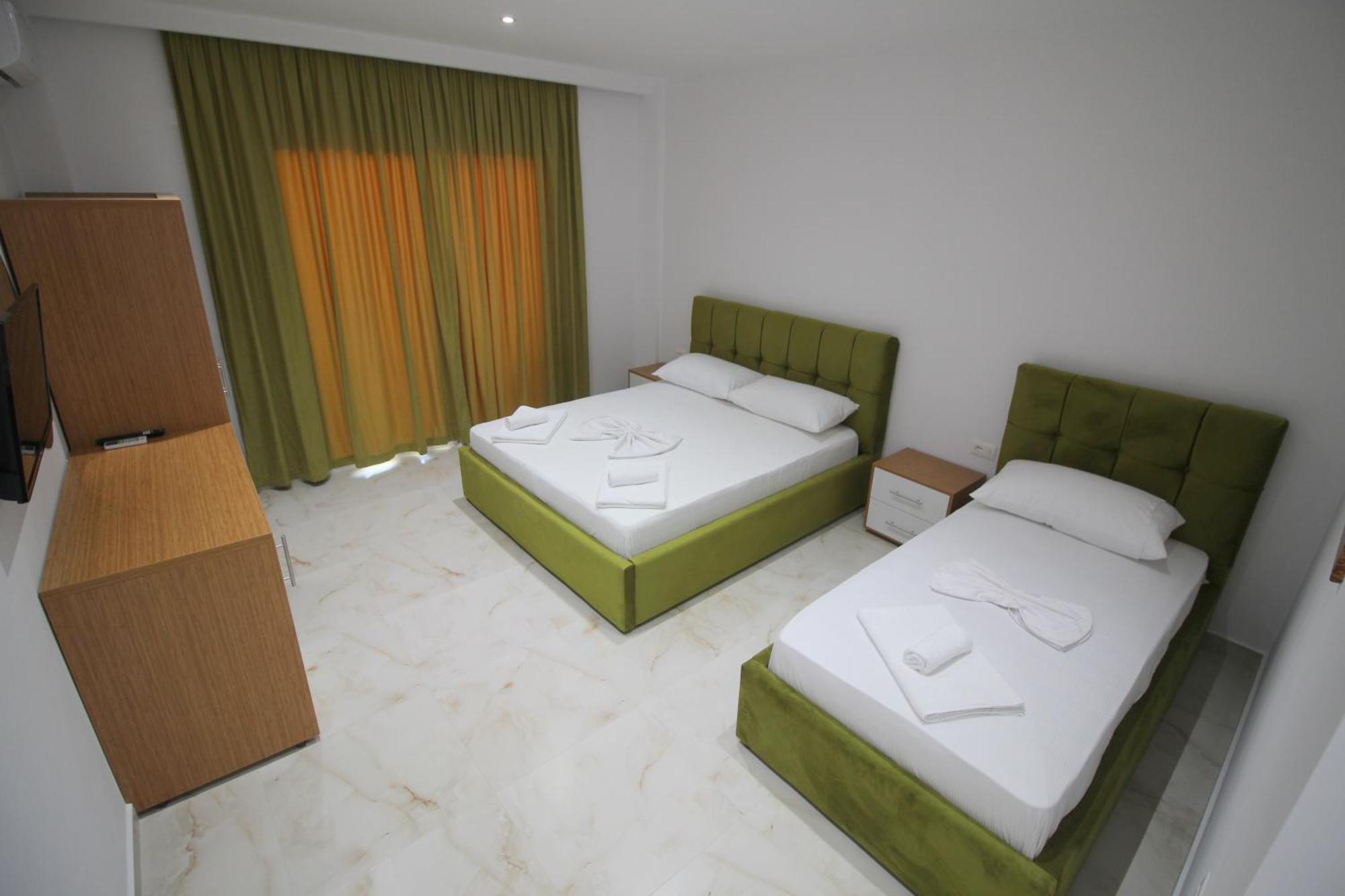 קסאמיל Moonshine Hotel מראה חיצוני תמונה