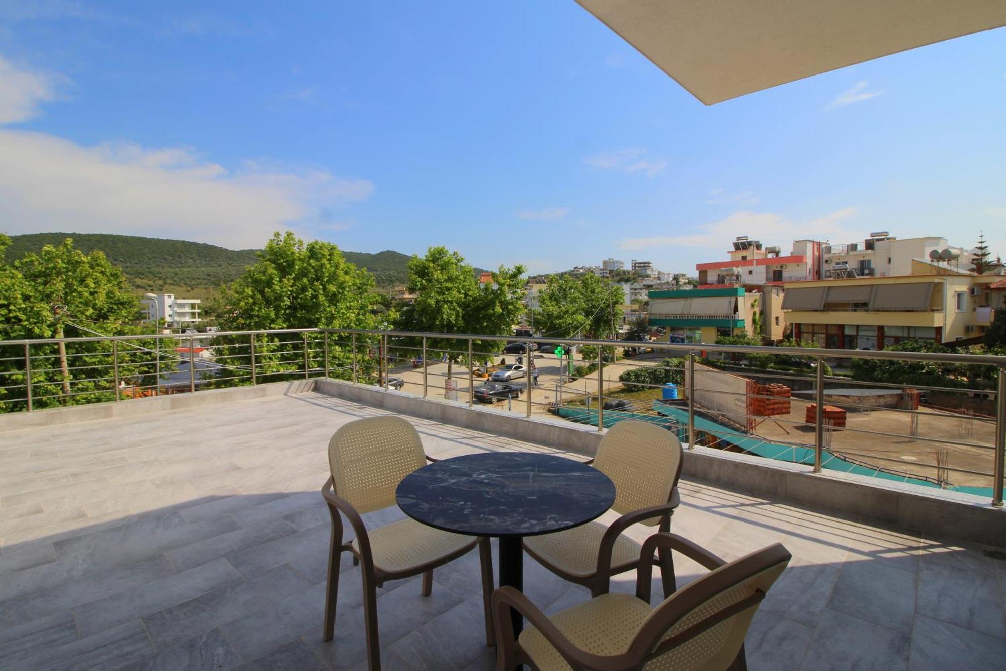 קסאמיל Moonshine Hotel מראה חיצוני תמונה