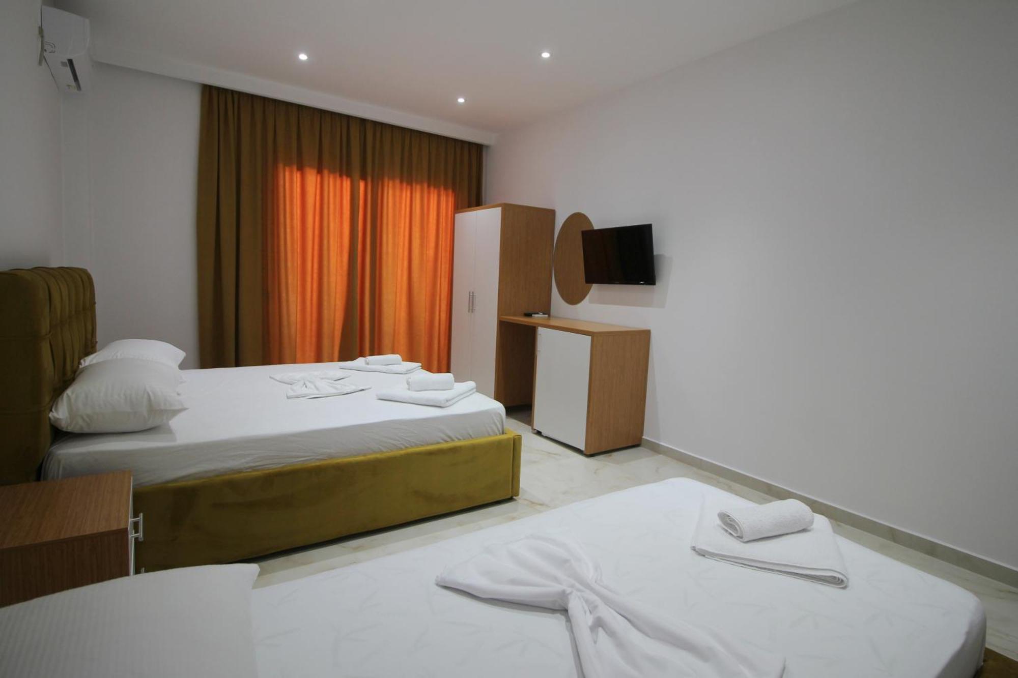 קסאמיל Moonshine Hotel מראה חיצוני תמונה