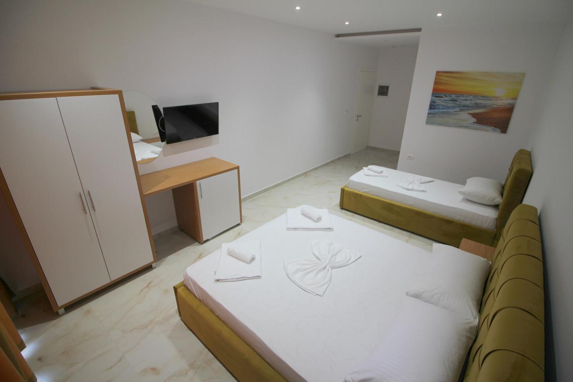 קסאמיל Moonshine Hotel מראה חיצוני תמונה