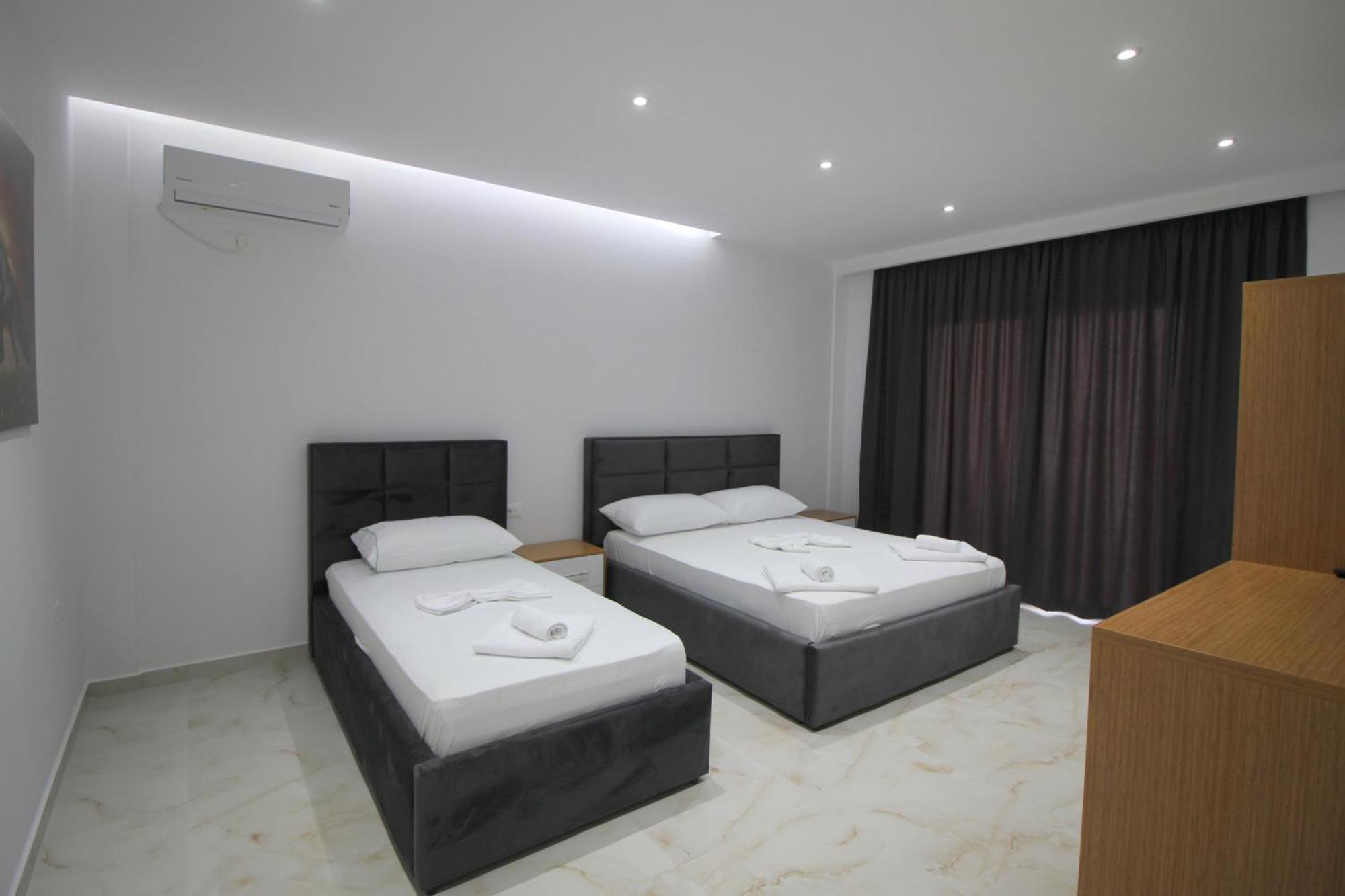 קסאמיל Moonshine Hotel מראה חיצוני תמונה