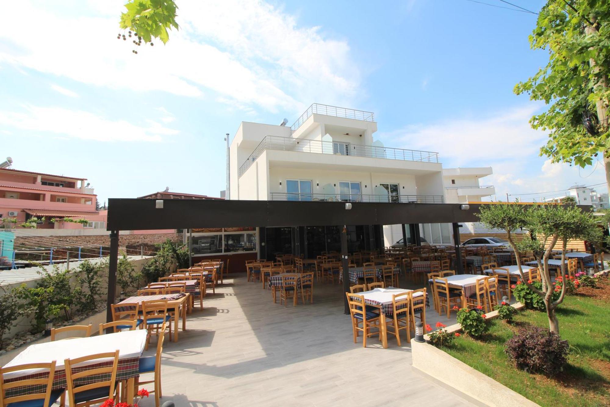 קסאמיל Moonshine Hotel מראה חיצוני תמונה